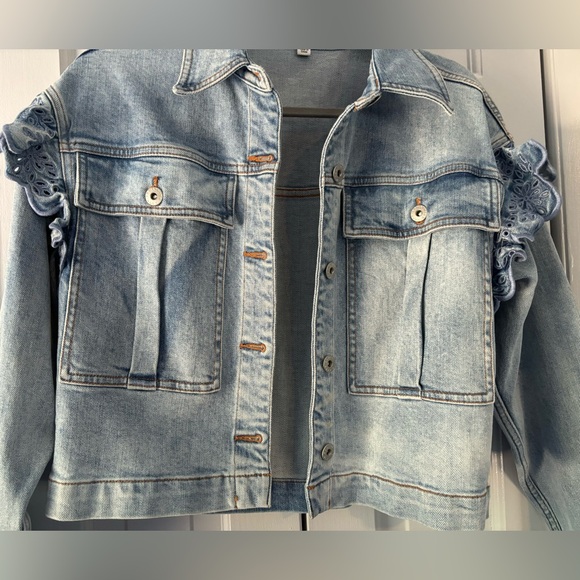 Something Navy eyelet sleeve denim jacket, excellent condition, size xs. - Picture 9 of 10